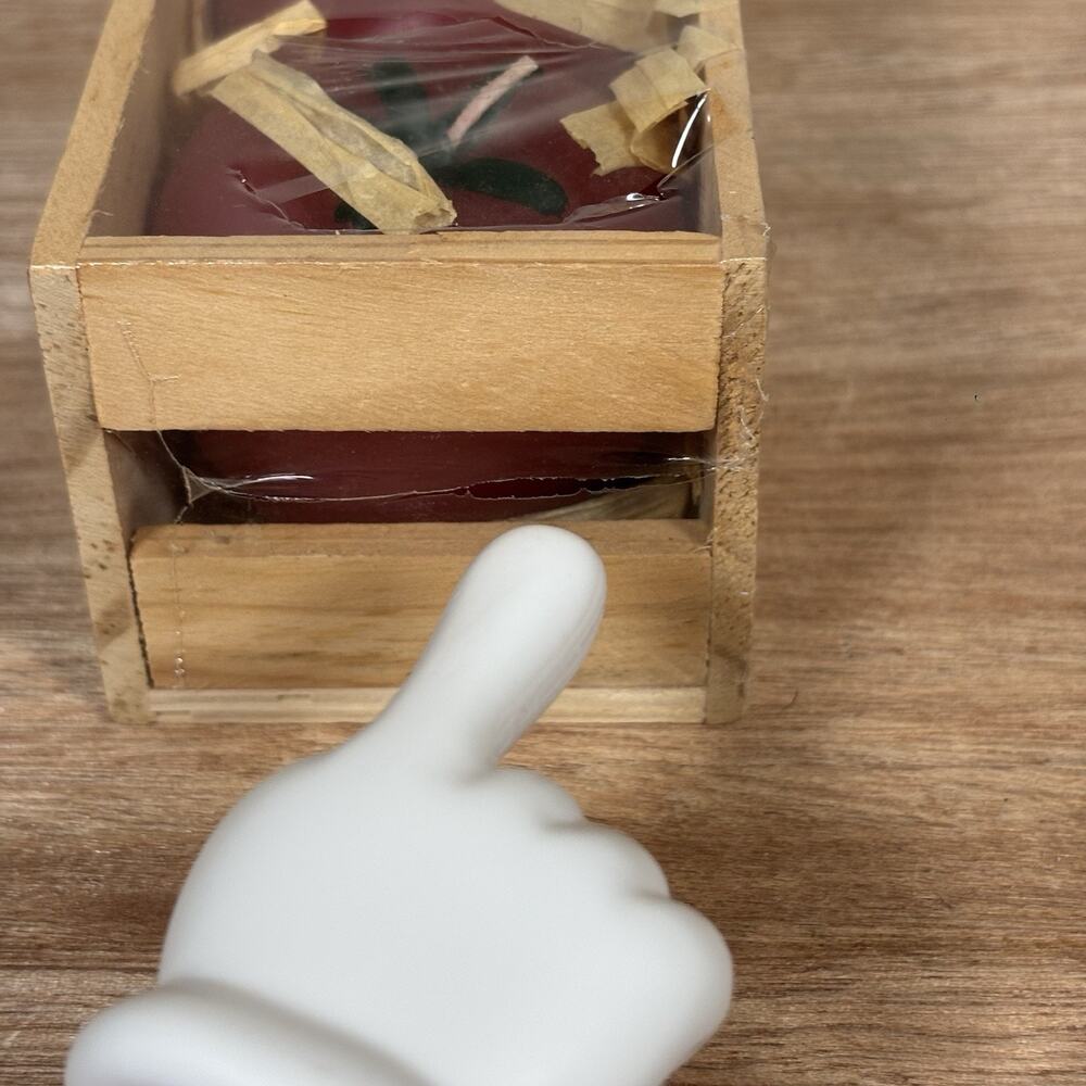 Handcrafted Heirloom Tomato Candles Scent Wood Crate Box Vintage New Pure Rare - Picture 7 of 7